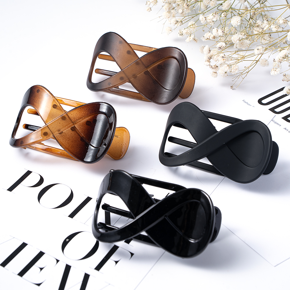 Hair Clip Seamless Plastic Duckbill Claw Women Large Hair Clamp for Women Girls Simple Hairpins Styling Tools Hair Accessories