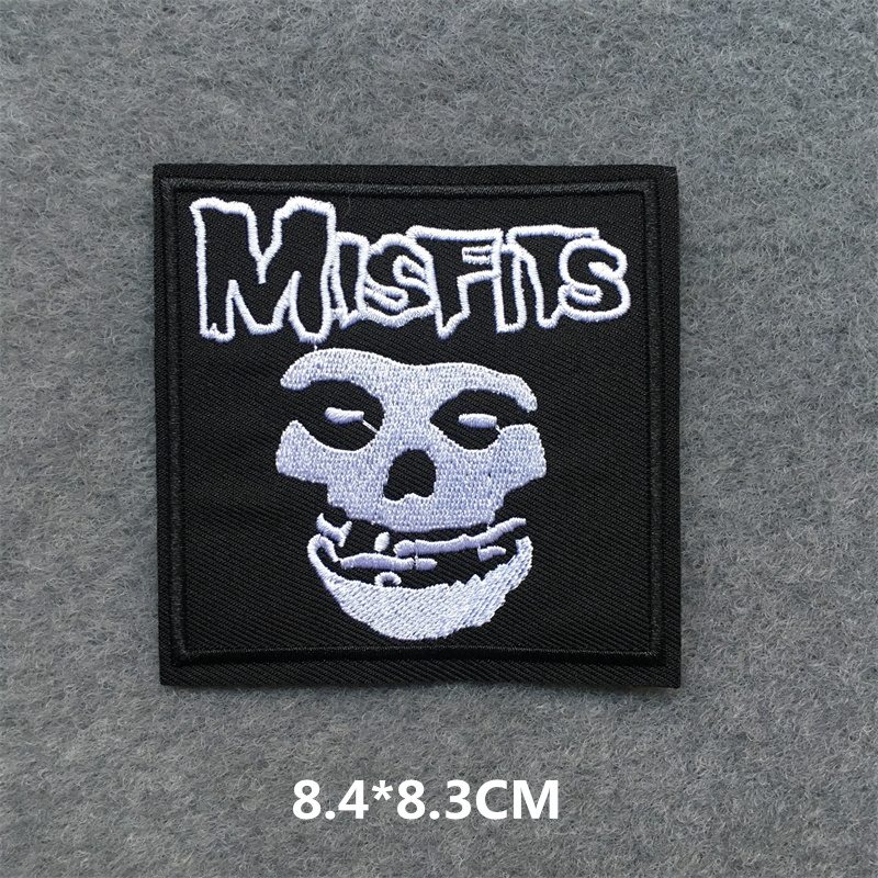 Band Rock Clothes Badges Iron On Patches Appliques Embroidered Music Punk Stripes for Clothes Jacket Jeans Diy Decoration