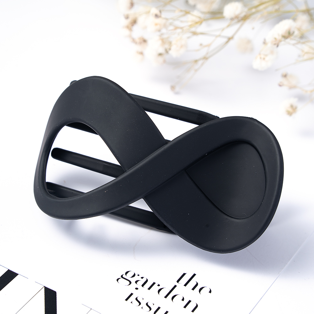 Hair Clip Seamless Plastic Duckbill Claw Women Large Hair Clamp for Women Girls Simple Hairpins Styling Tools Hair Accessories Matte Black
