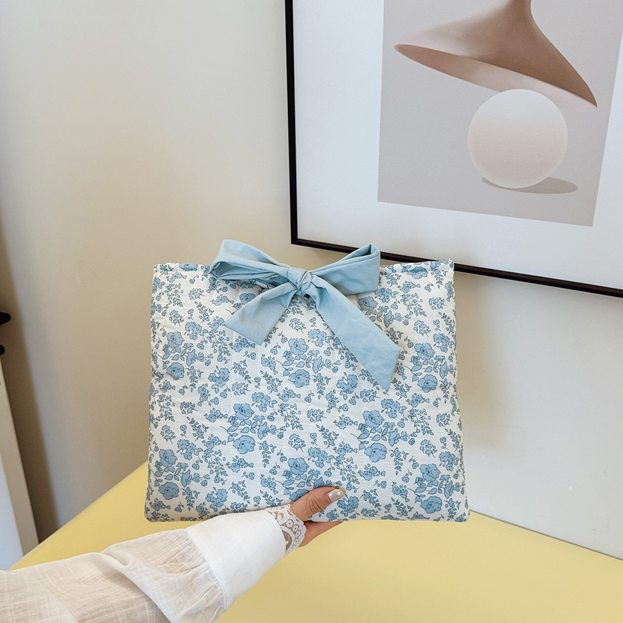 1PC Floral Quilted Makeup Bag with Bow  Large Capacity Multifunctional Practical lightweight College Style Unsealed Lined
