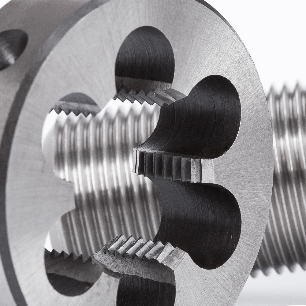 XCAN Thread Die Right Hand Metric Round Die Alloy Steel Threading Die Metal Cutting Tools M1 M2 M3 M4 M5 M6 M8 M10 M12 M14